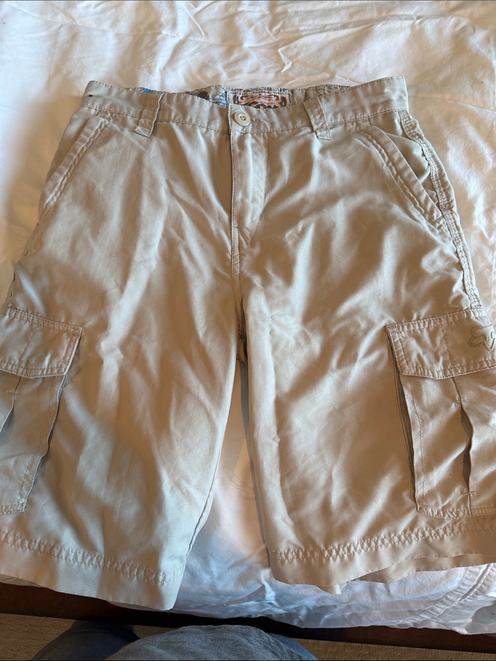 Fox Men's Tan Cargo Shorts - Multi-Pocket Casual